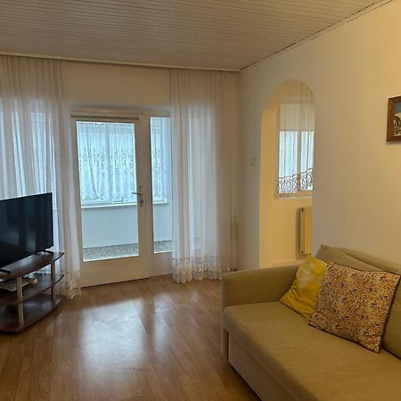 Cheap Outlet Center Apartment With Pool Pándorfalu Kültér fotó