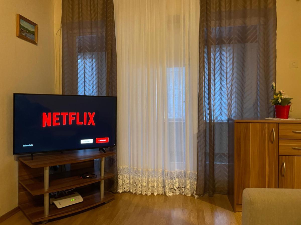 Cheap Outlet Center Apartment With Pool Pándorfalu Kültér fotó