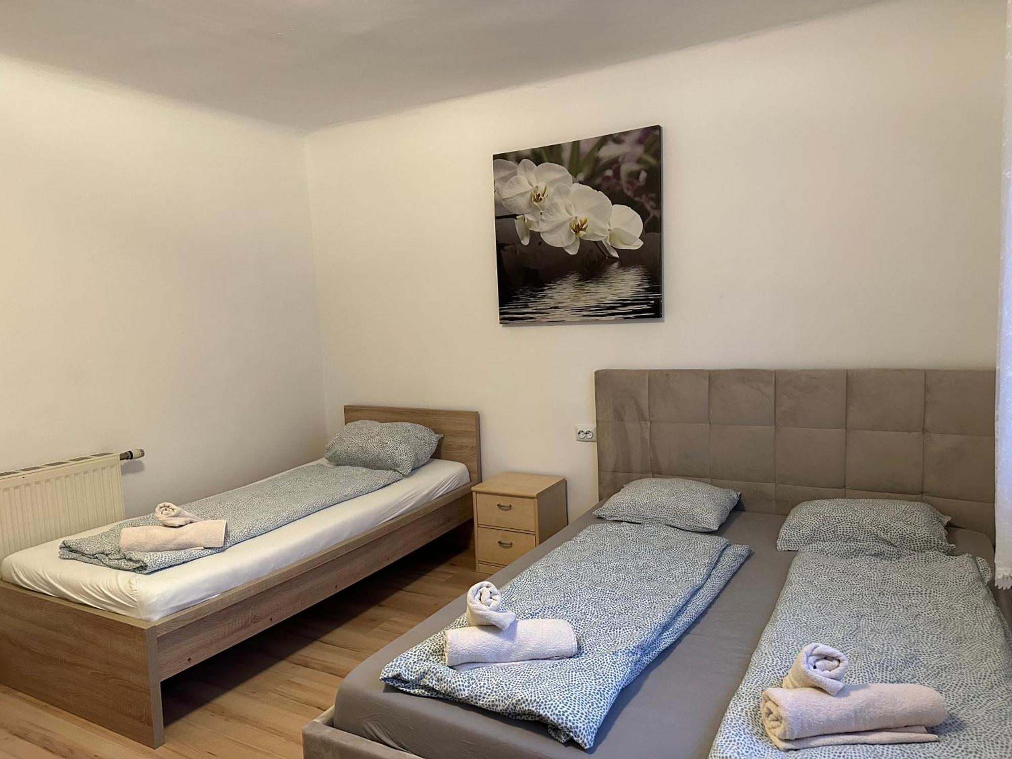 Cheap Outlet Center Apartment With Pool Pándorfalu Kültér fotó