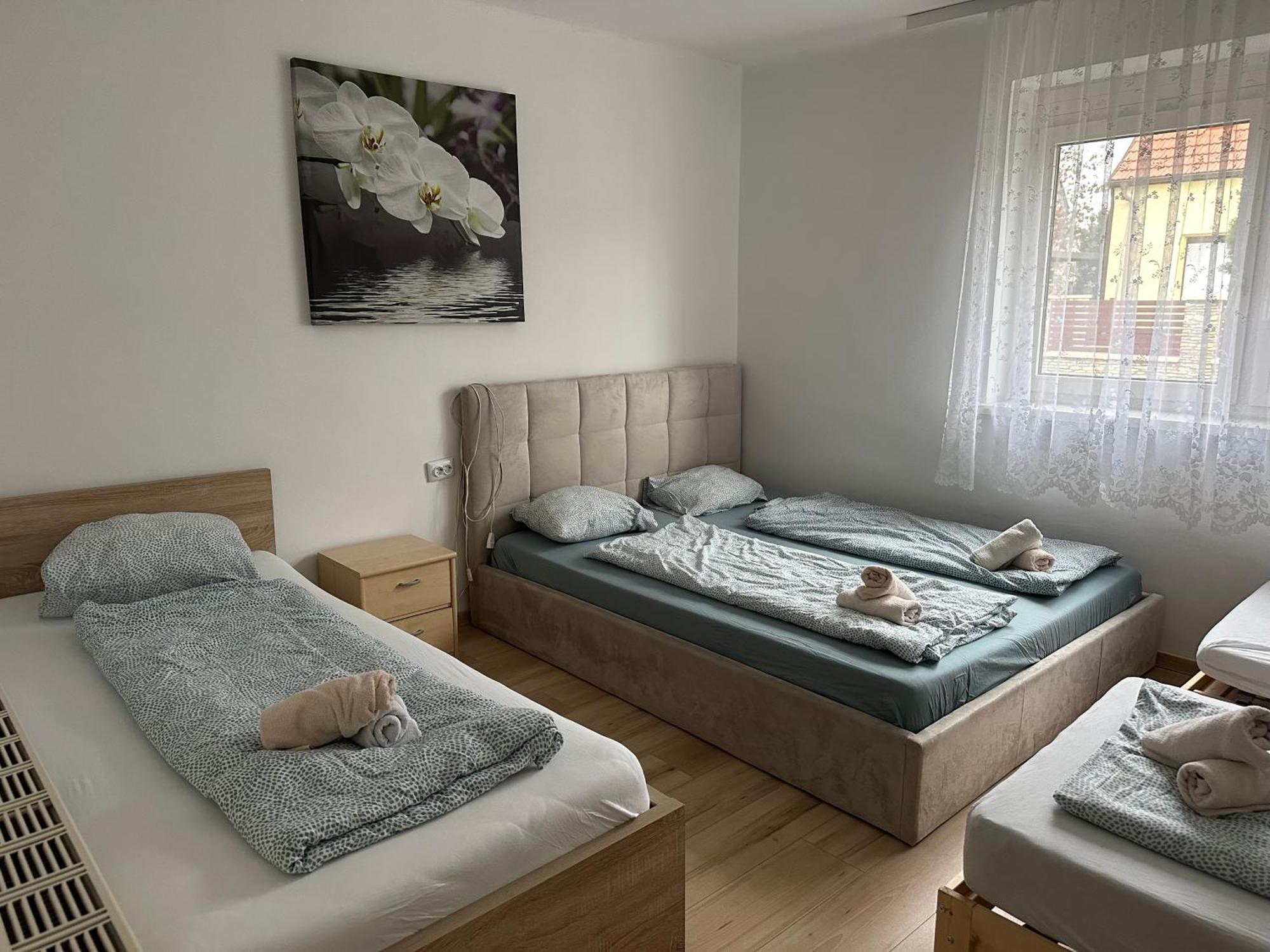 Cheap Outlet Center Apartment With Pool Pándorfalu Kültér fotó